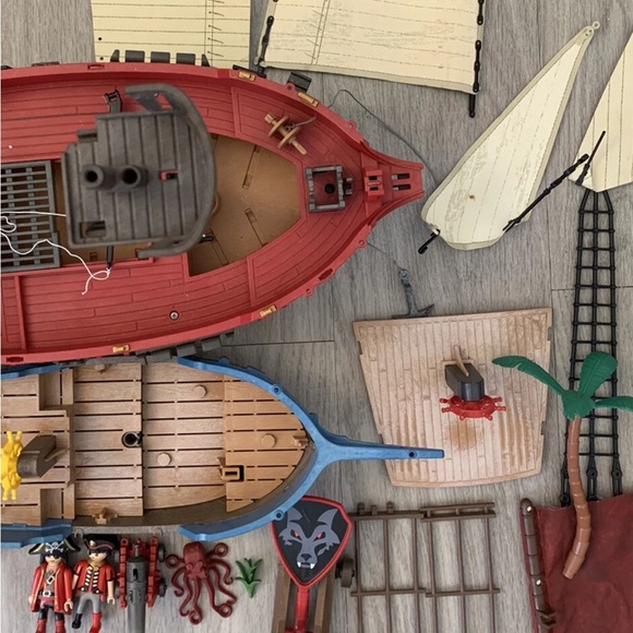 Playmobil Pirate Ship Playset - Picture 4 of 12
